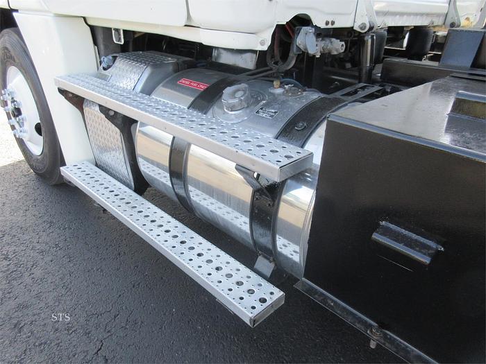 Used 2016 FREIGHTLINER CASCADIA 125