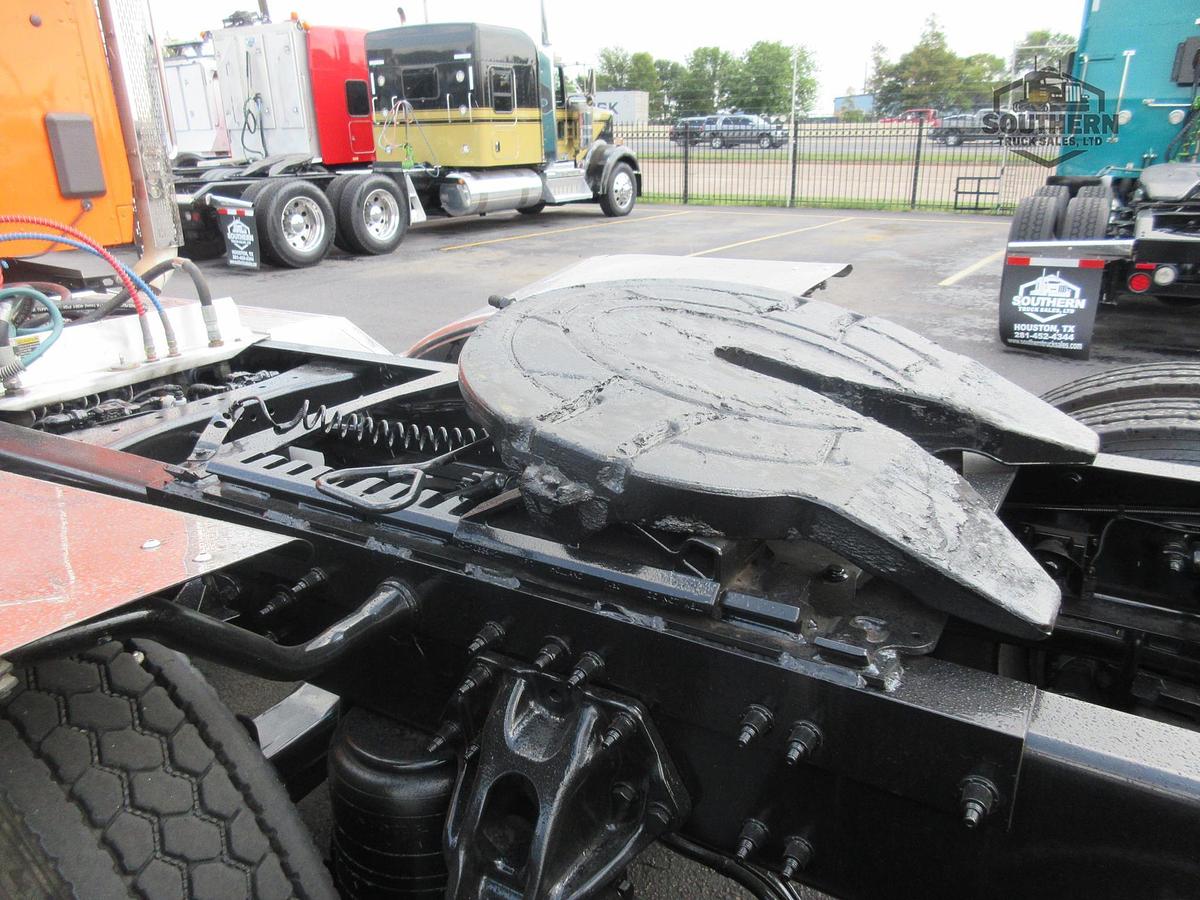 Used 2019 PETERBILT 567