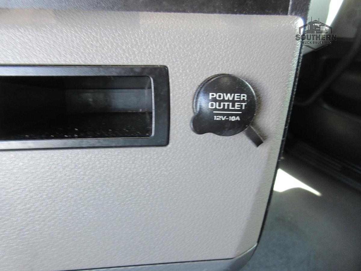 Used 2022 FREIGHTLINER CASCADIA 126