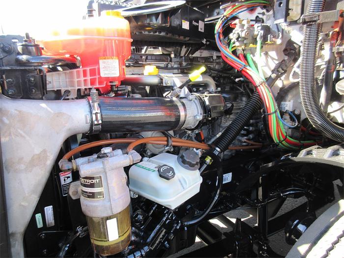 Used 2018 FREIGHTLINER CASCADIA 116