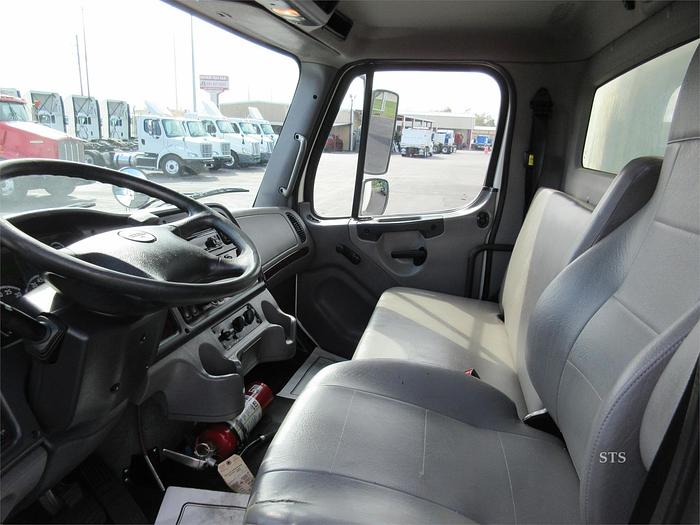 Used 2018 FREIGHTLINER BUSINESS CLASS M2 106