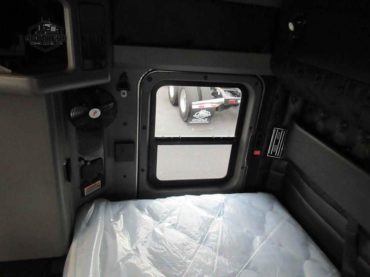 Used 2023 KENWORTH W900L