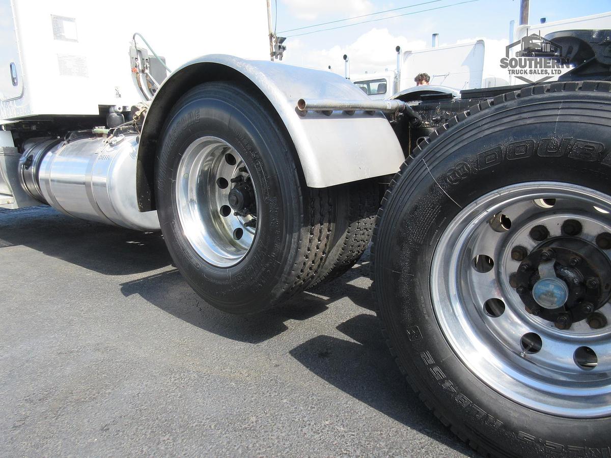 Used 2019 PETERBILT 567