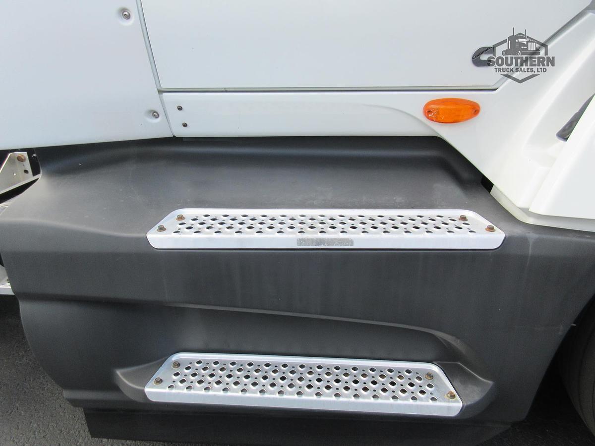 Used 2021 INTERNATIONAL LT