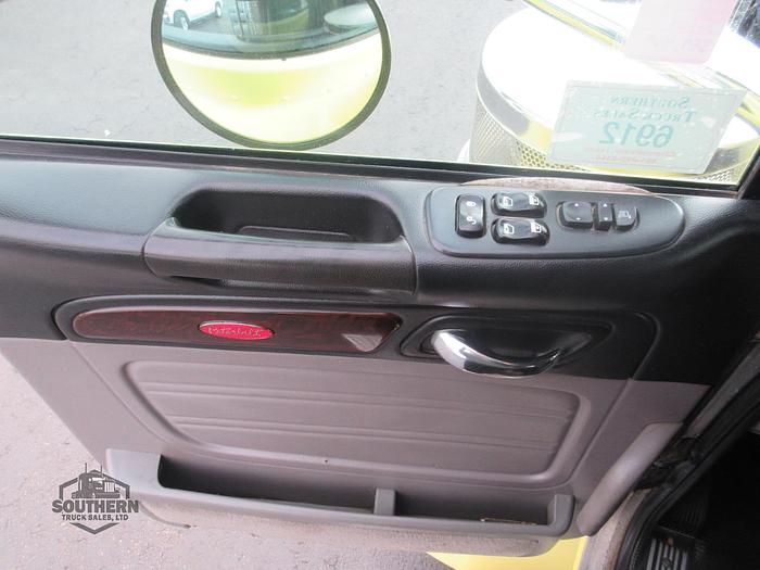 Used 2017 PETERBILT 367