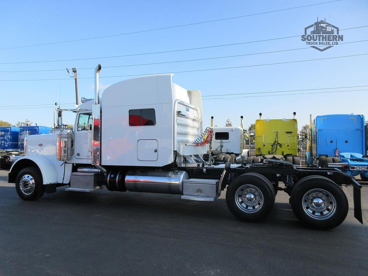 Used 2020 PETERBILT 389
