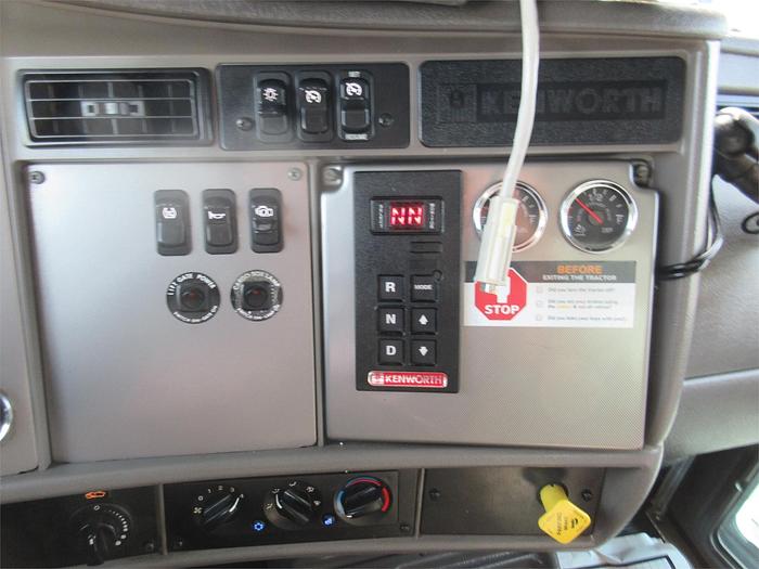 Used 2021 KENWORTH T270