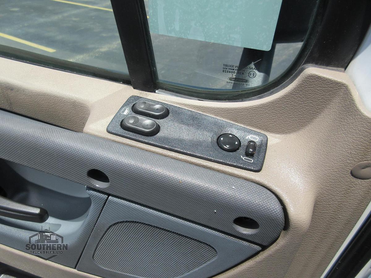 Used 2018 FREIGHTLINER CASCADIA 125