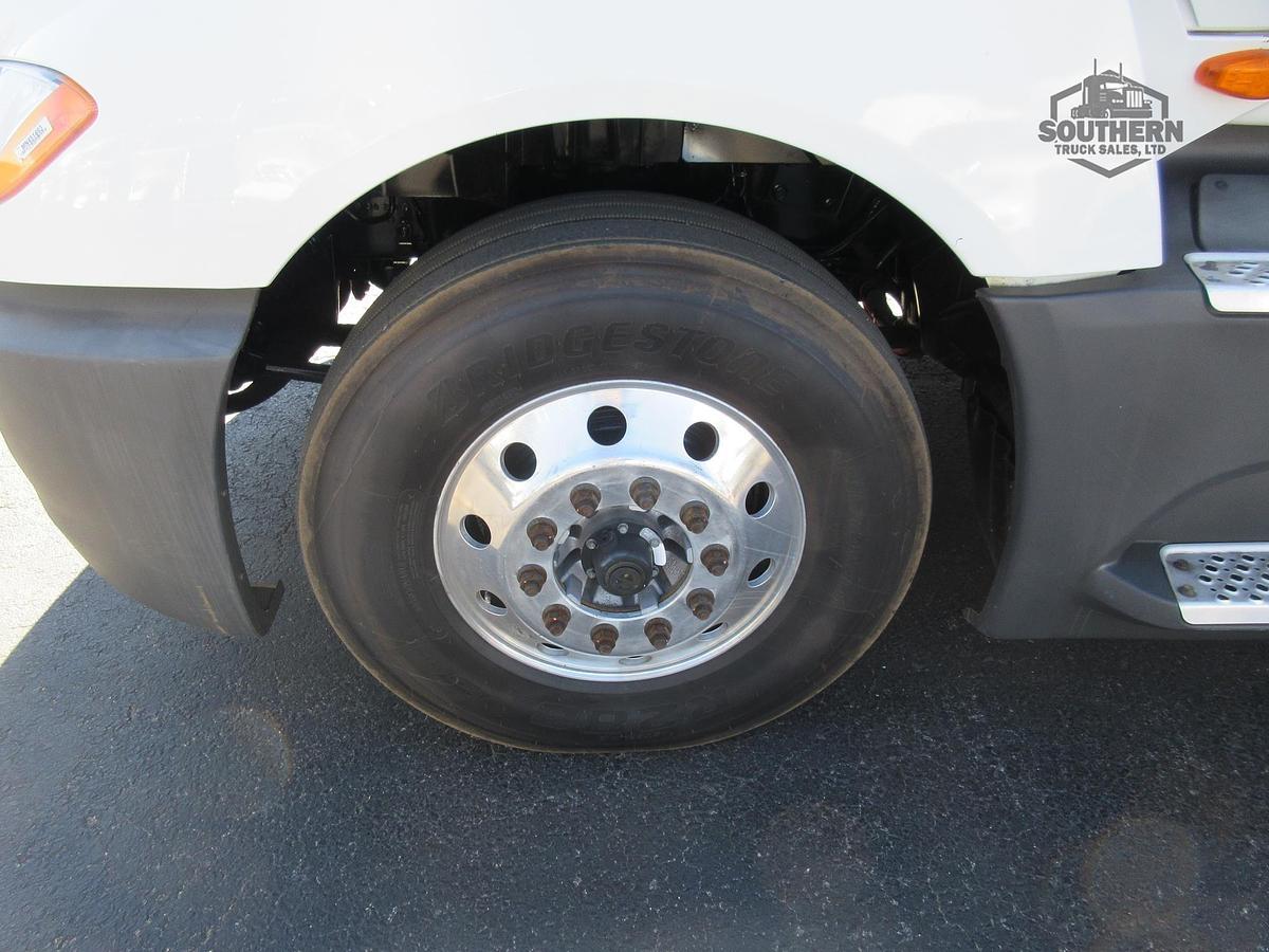 Used 2021 INTERNATIONAL LT