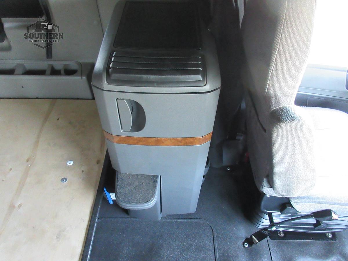Used 2021 INTERNATIONAL LT