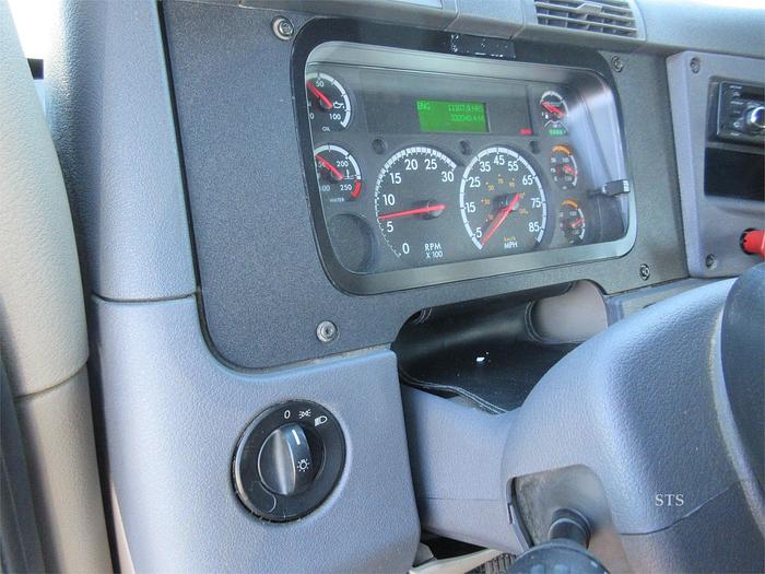 Used 2016 FREIGHTLINER CASCADIA 113