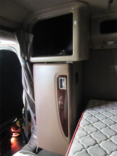 Used 2020 PETERBILT 389