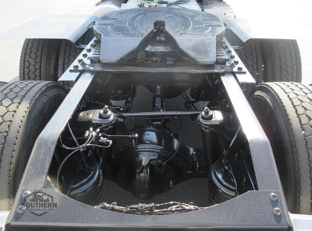 Used 2019 PETERBILT 389