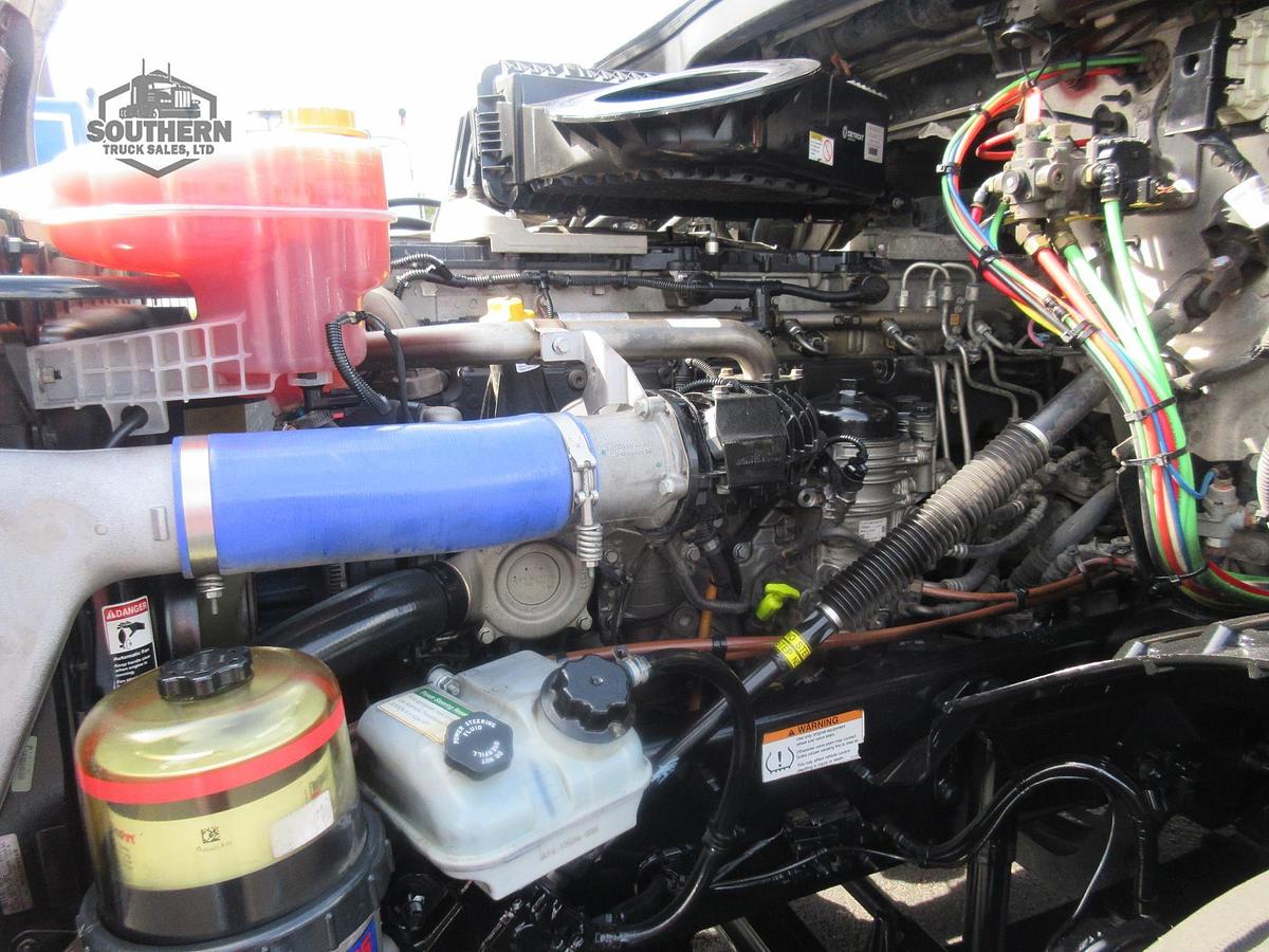 Used 2020 FREIGHTLINER CASCADIA 126