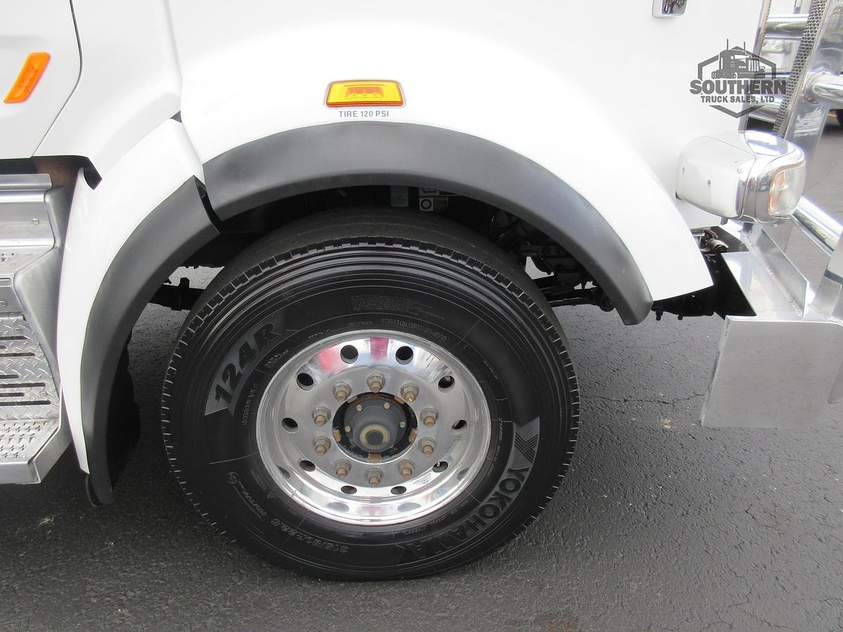 Used 2019 PETERBILT 567