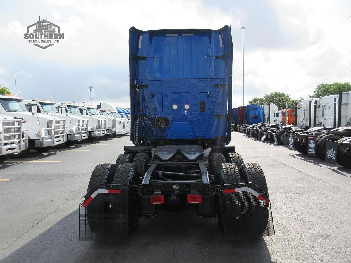 Used 2021 INTERNATIONAL LT