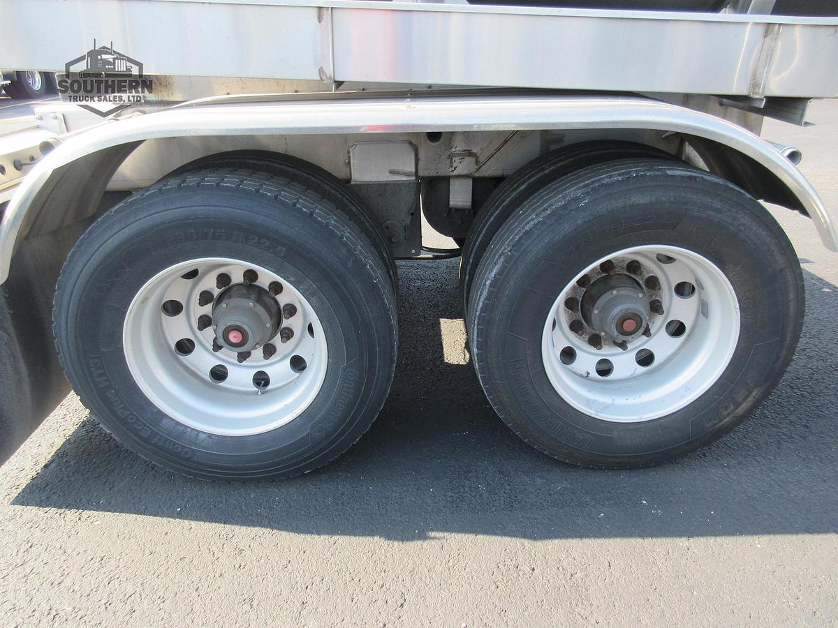 Used 2014 POLAR 42 ft