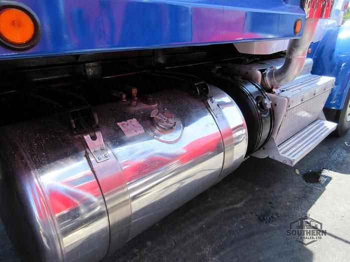 Used 2016 PETERBILT 365