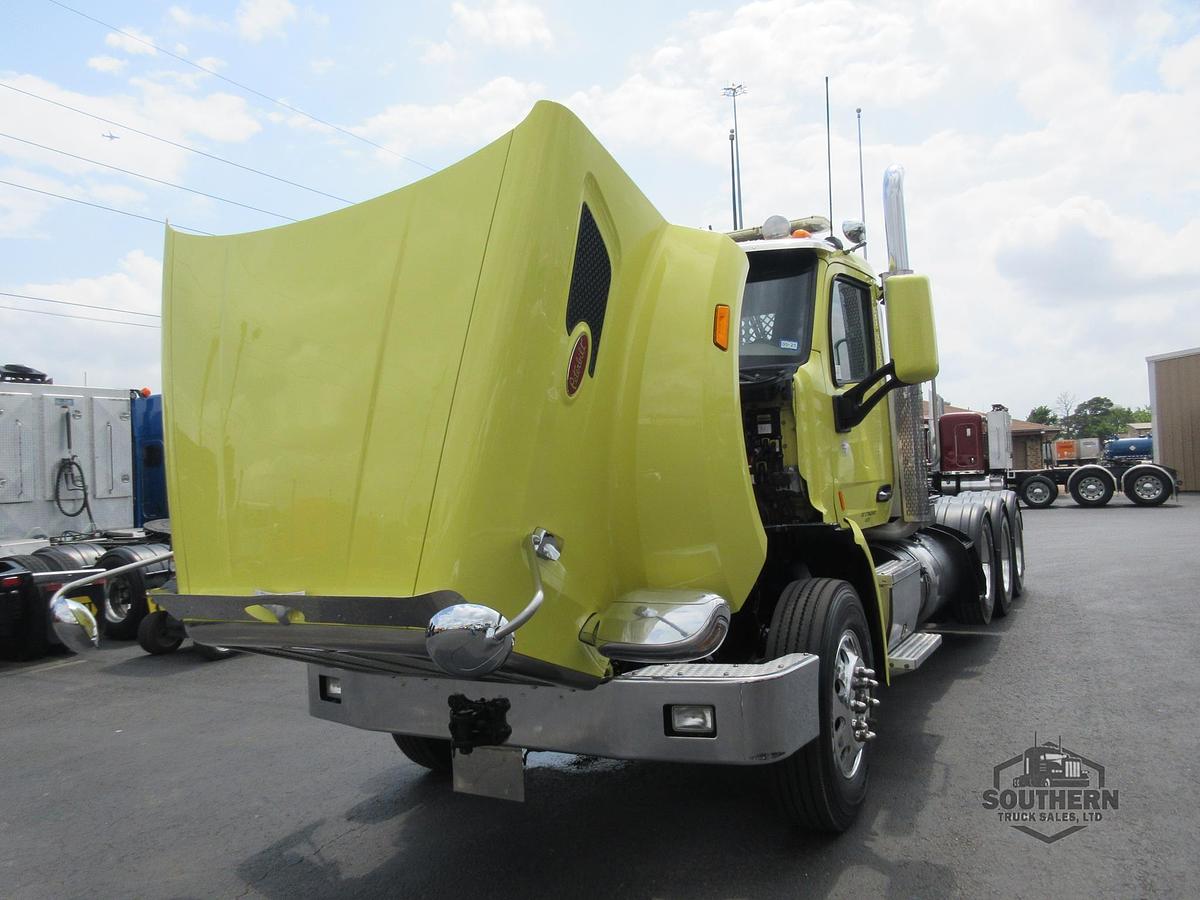 Used 2020 PETERBILT 567