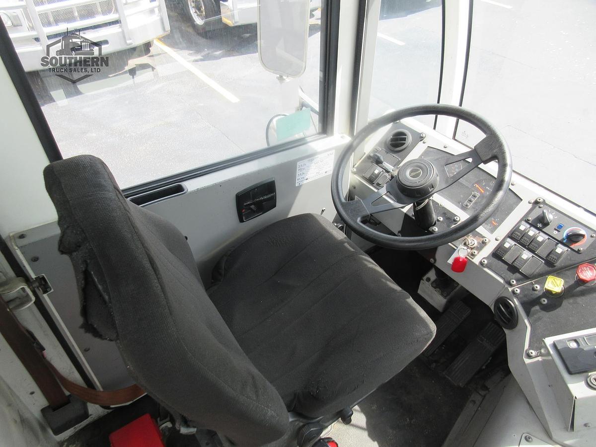 Used 2022 AUTOCAR XSPOTTER ACTT