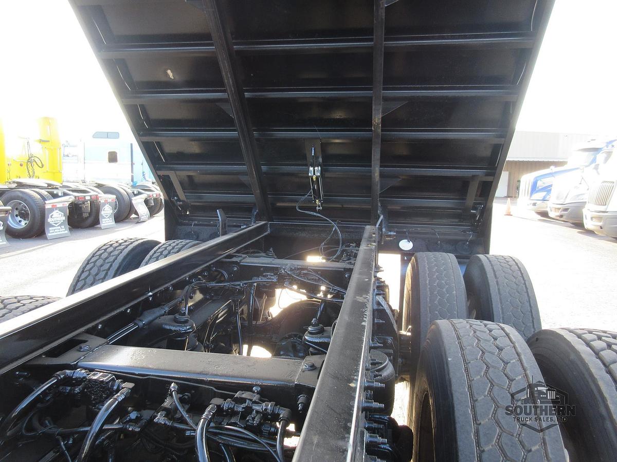 Used 2019 PETERBILT 389