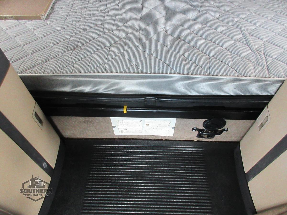 Used 2015 FREIGHTLINER CORONADO 122 SD