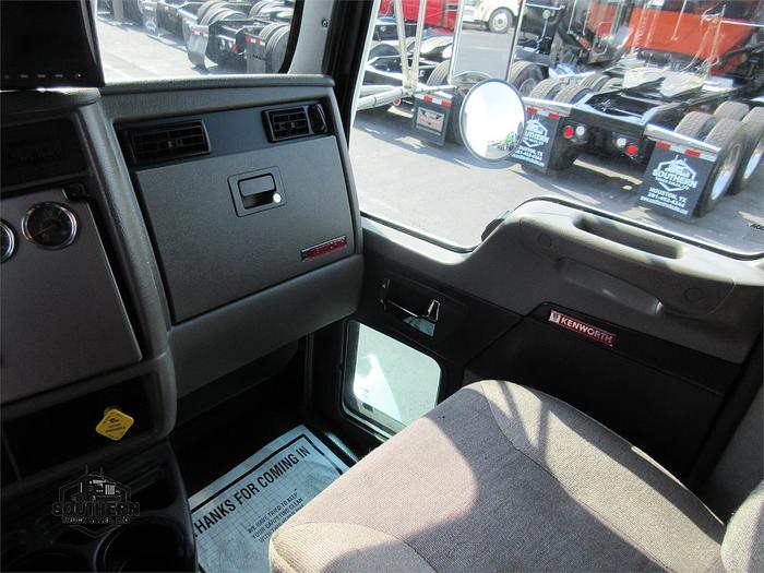 Used 2021 KENWORTH T270