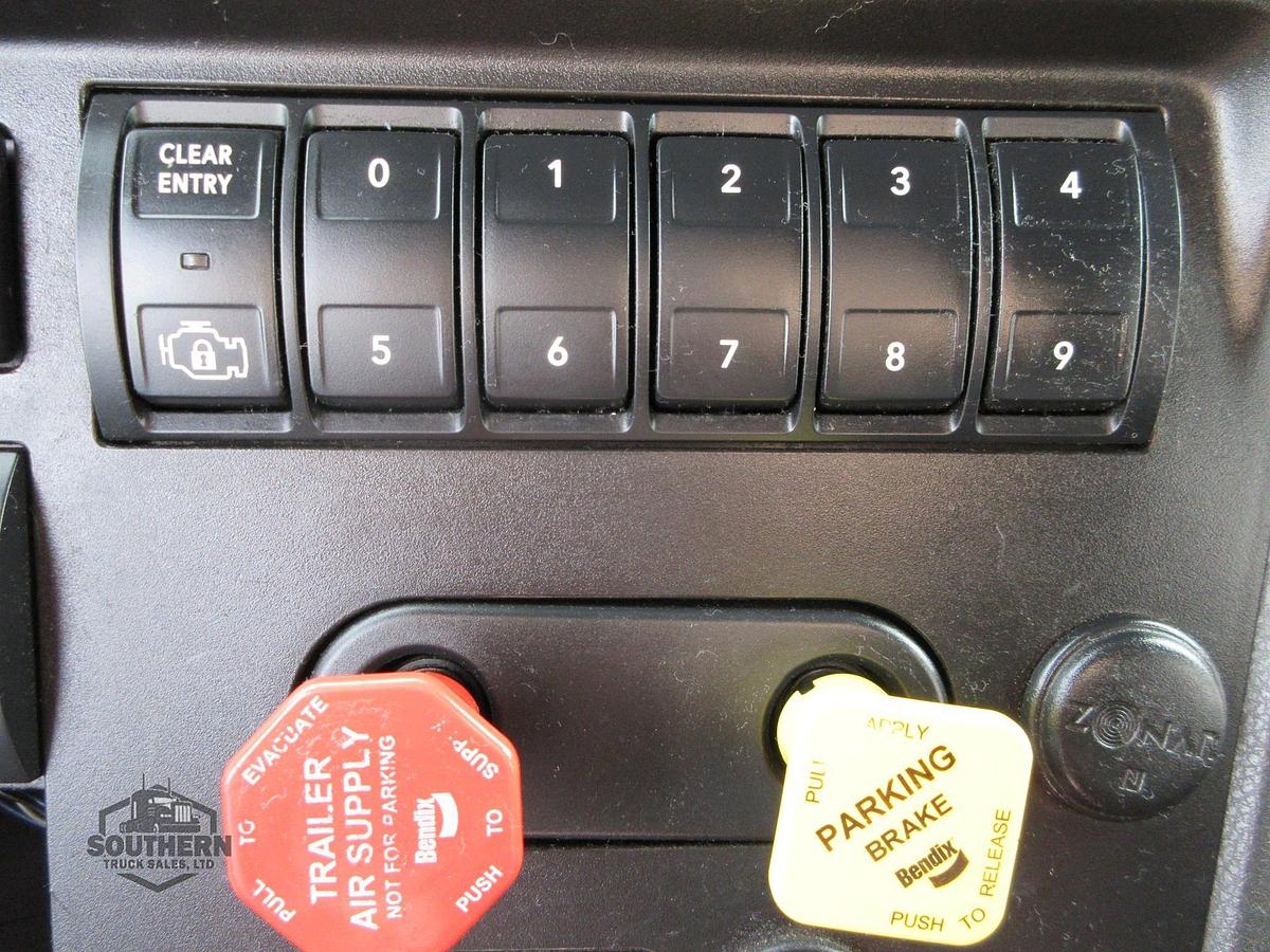 Used 2021 INTERNATIONAL LT