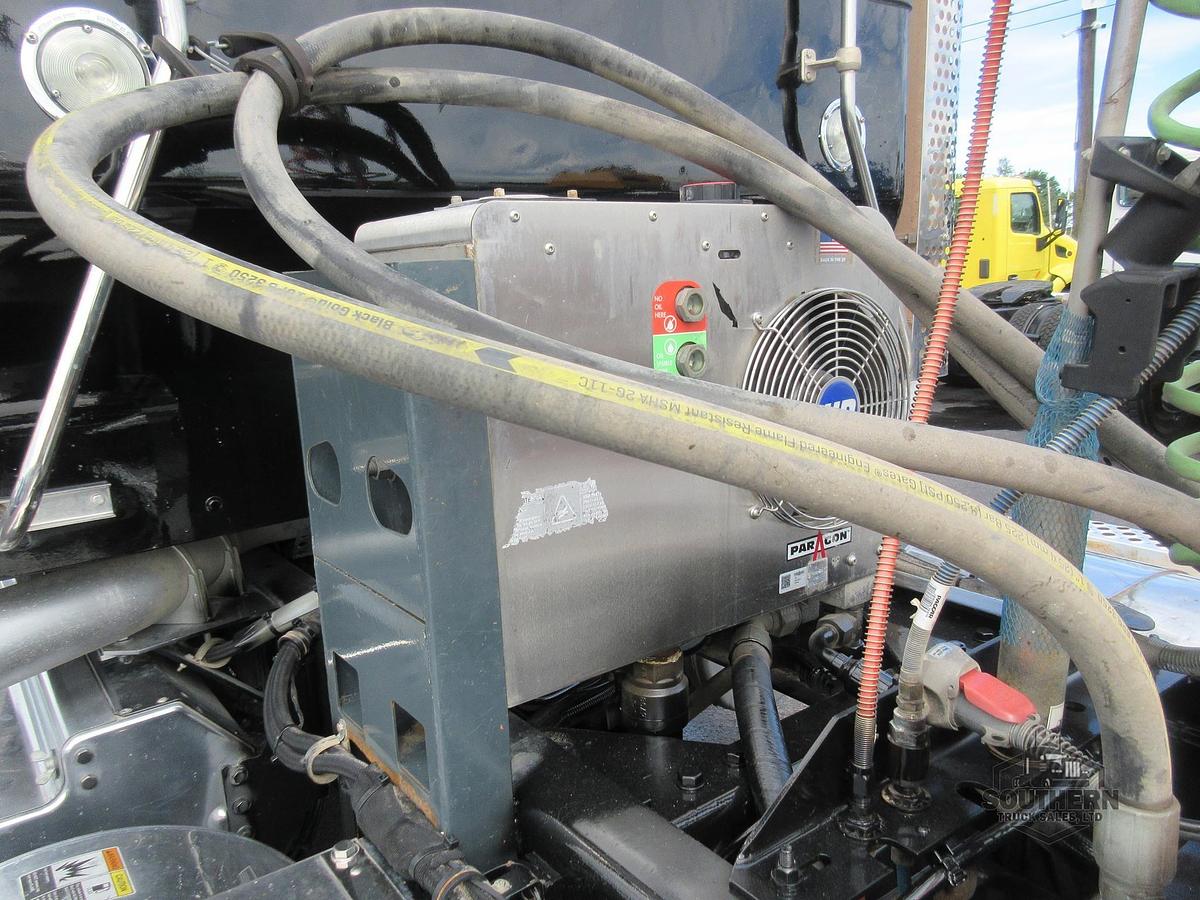 Used 2023 KENWORTH W900