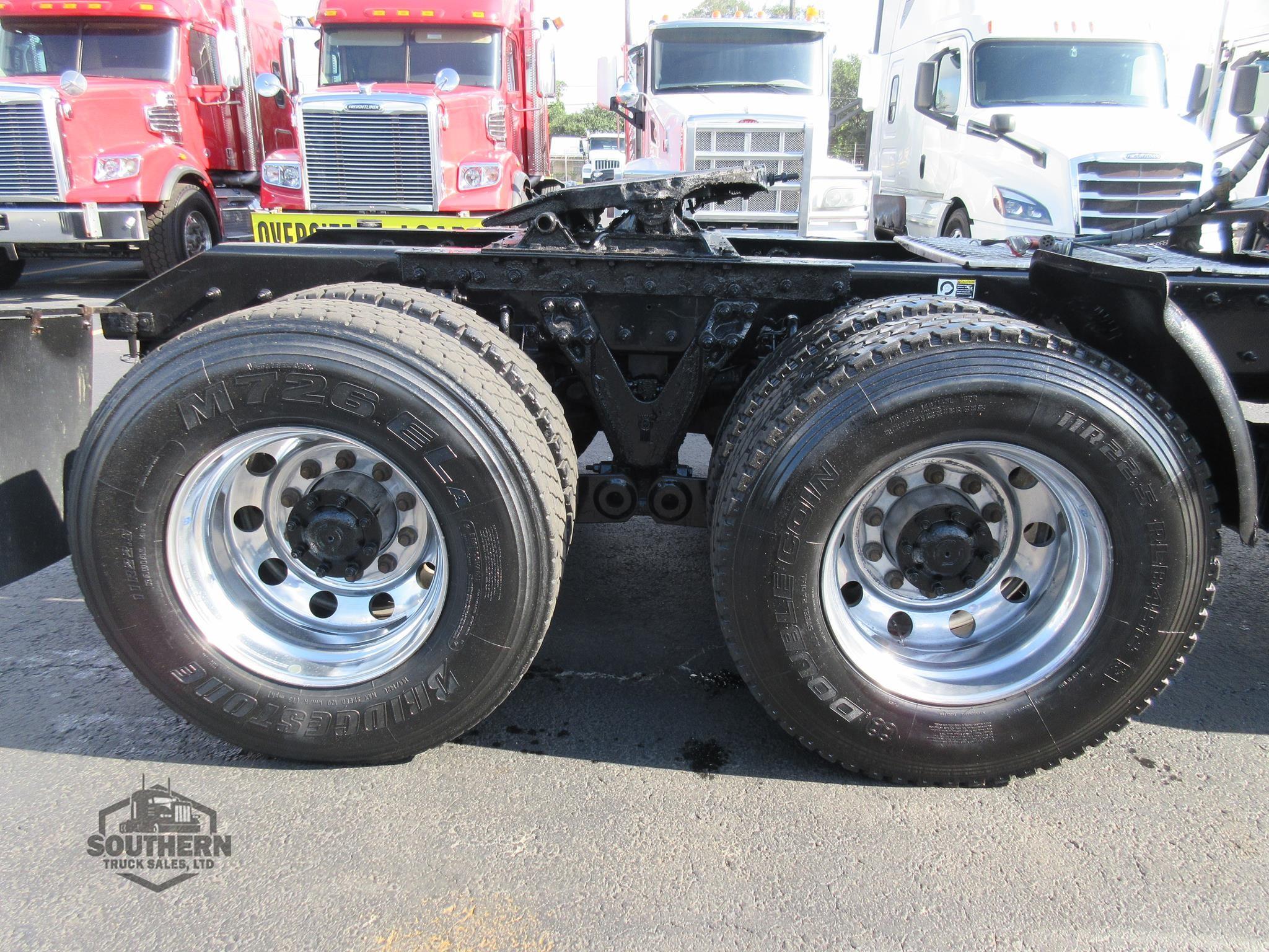 Used 2020 KENWORTH T880