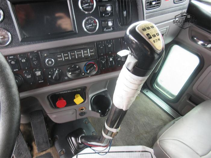 Used 2015 PETERBILT 389