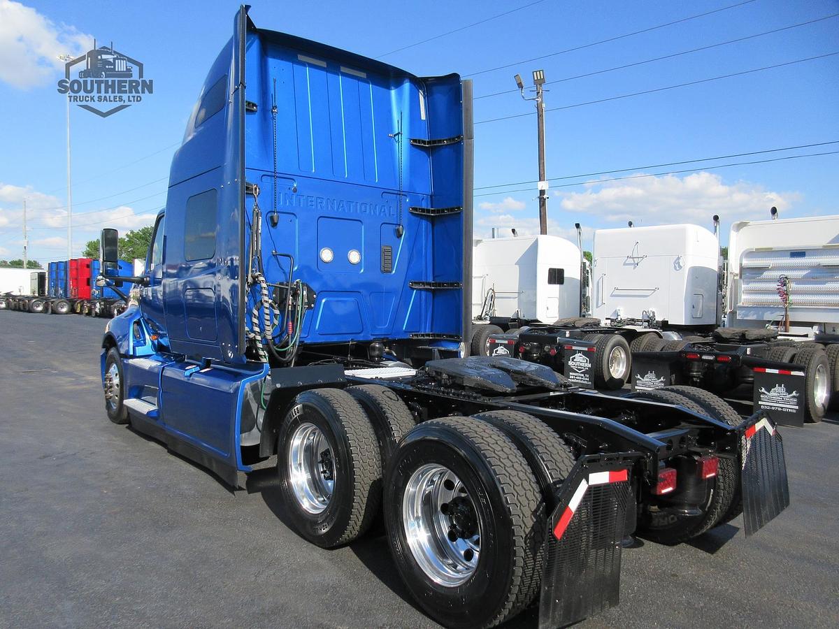 Used 2021 INTERNATIONAL LT