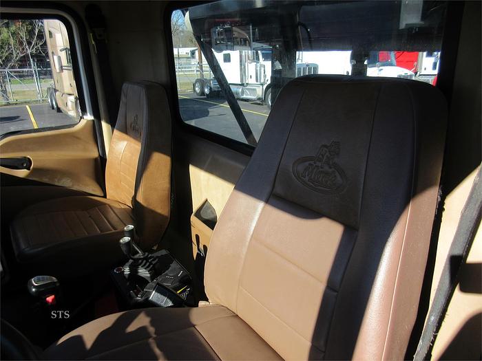 Used 2012 MACK GRANITE GU713