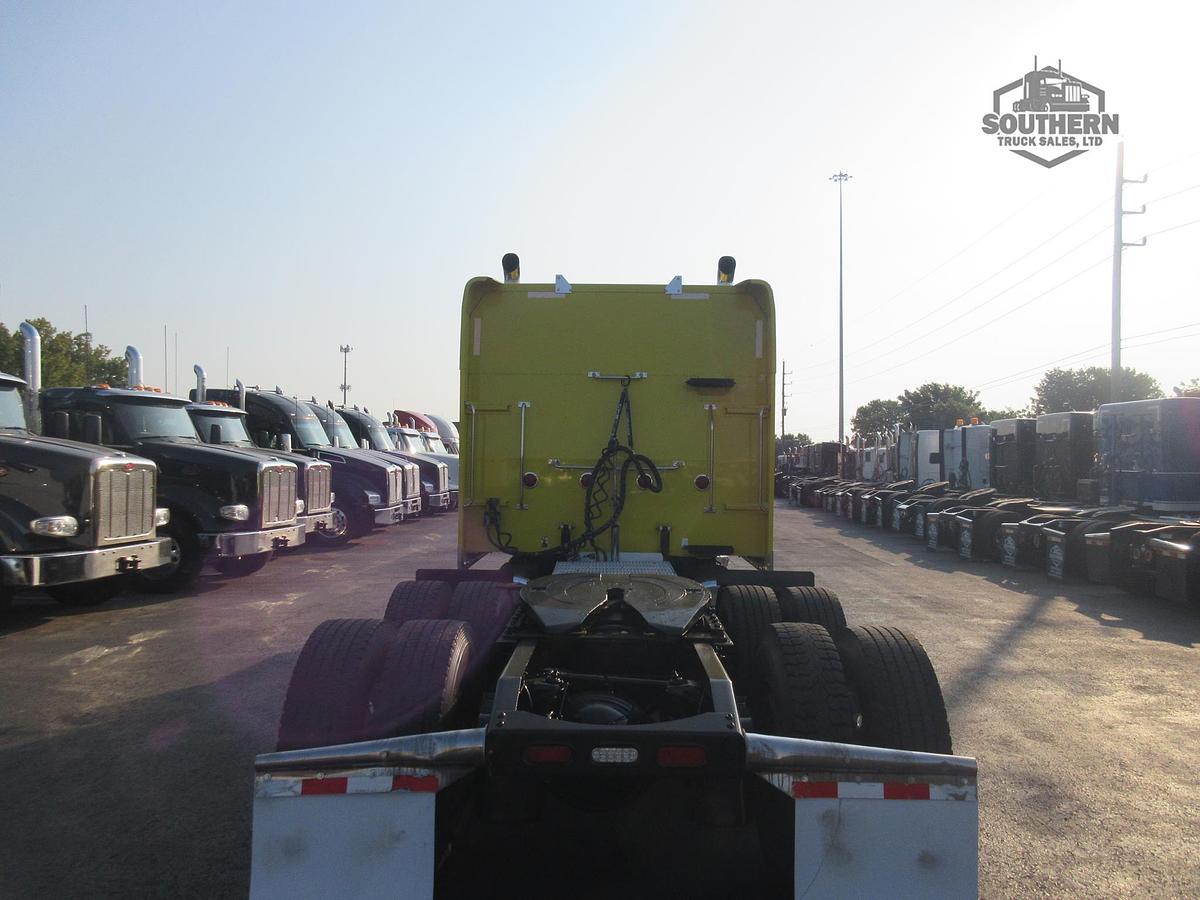 Used 2019 PETERBILT 389