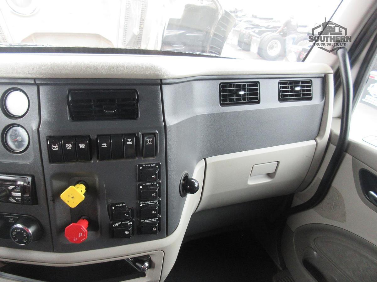 Used 2019 PETERBILT 567