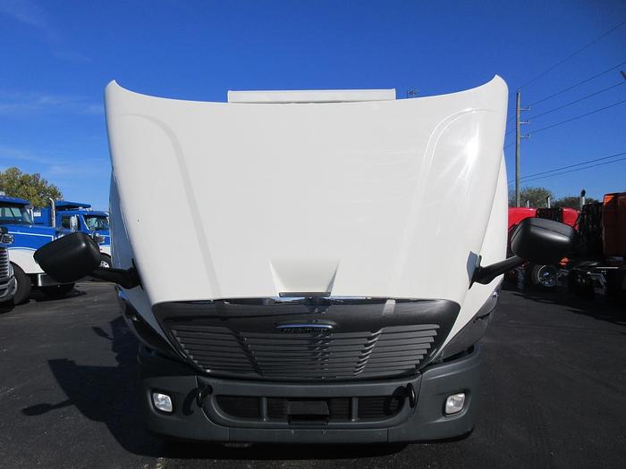Used 2017 FREIGHTLINER CASCADIA 113