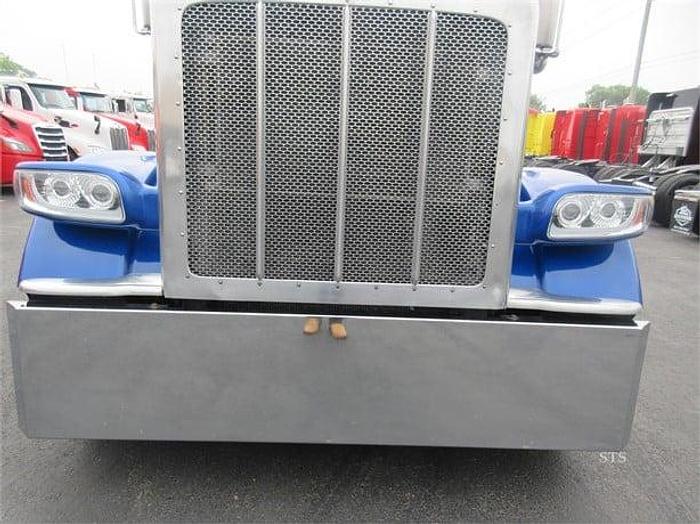 Used 2018 PETERBILT 389