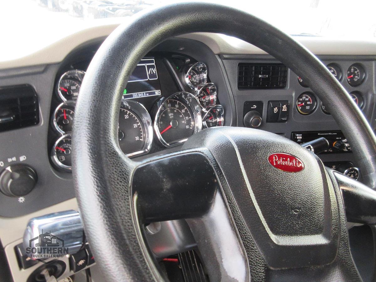 Used 2021 PETERBILT 567