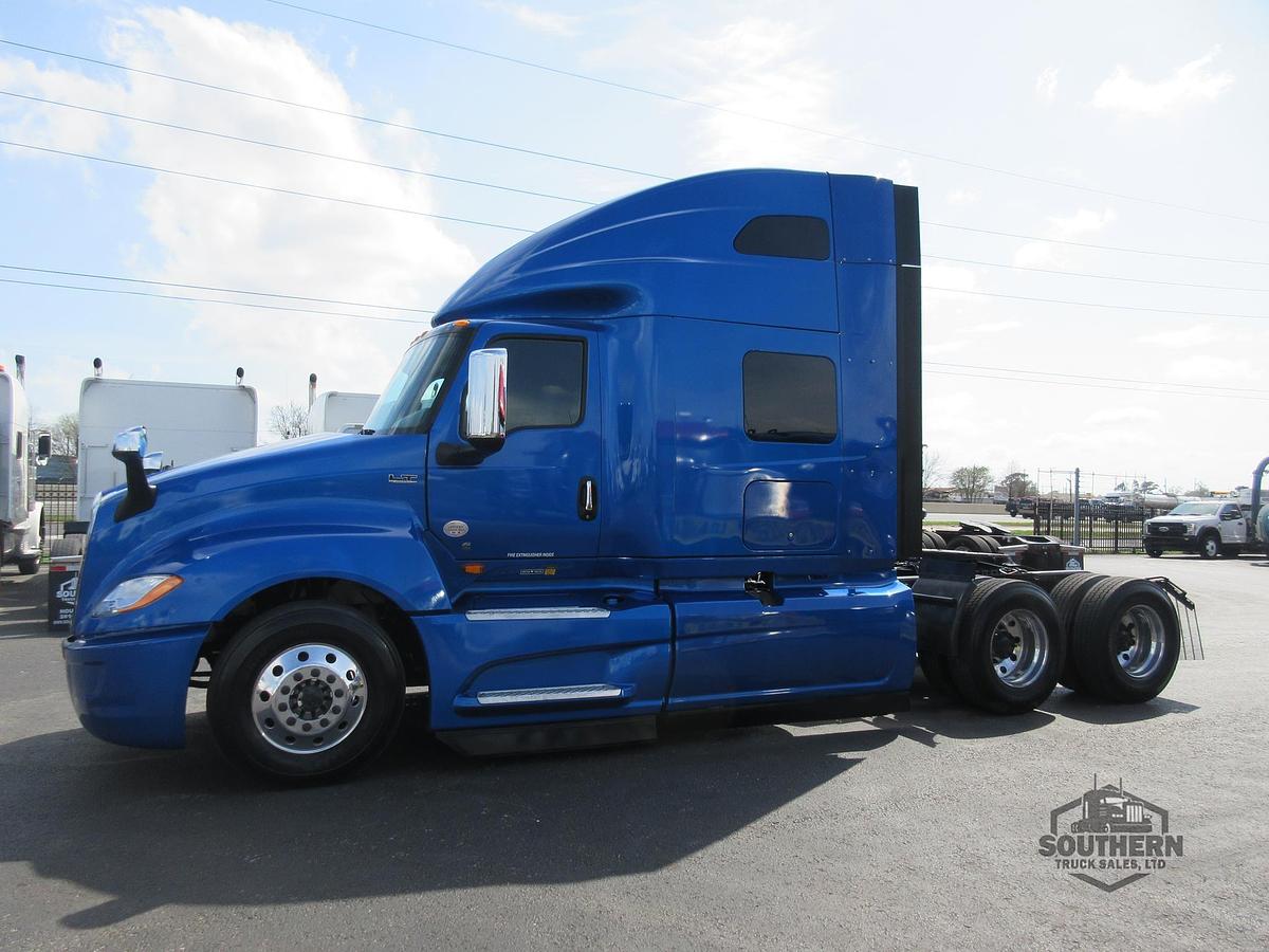 Used 2021 INTERNATIONAL LT