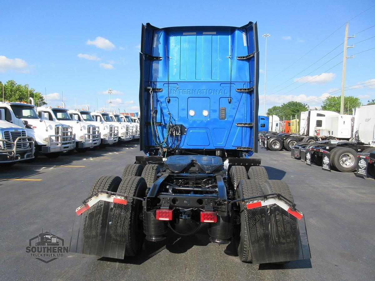 Used 2021 INTERNATIONAL LT