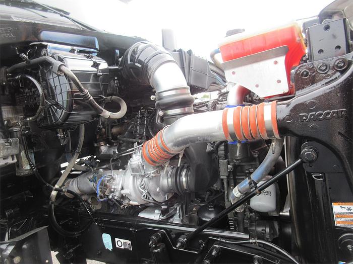 Used 2020 PETERBILT 567