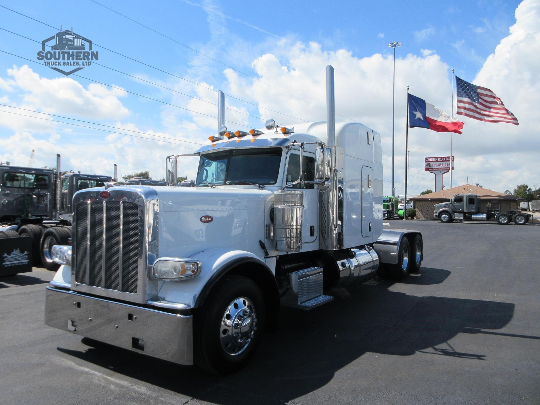 Used 2016 PETERBILT 389
