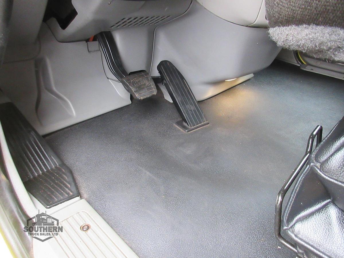 Used 2021 PETERBILT 579