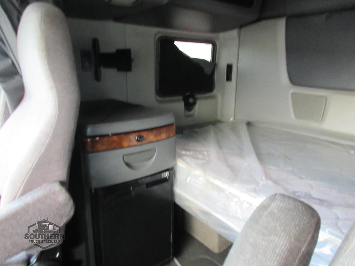 Used 2021 INTERNATIONAL LT