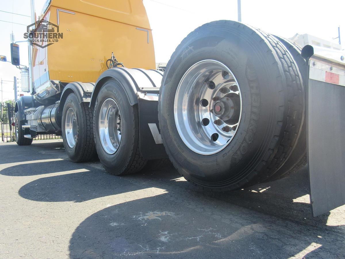 Used 2018 WESTERN STAR 4900