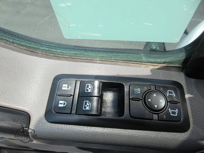 Used 2018 INTERNATIONAL LT