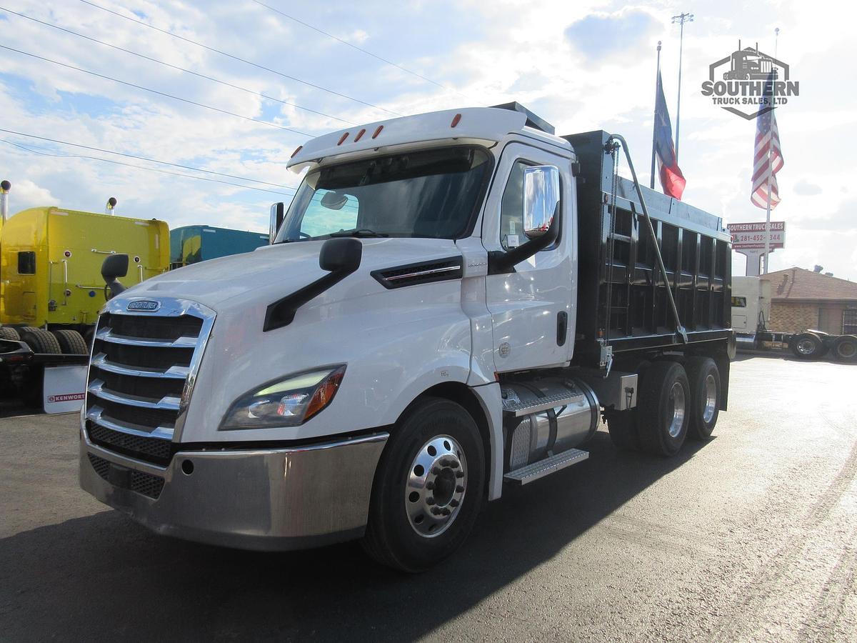 Used 2019 FREIGHTLINER CASCADIA 126