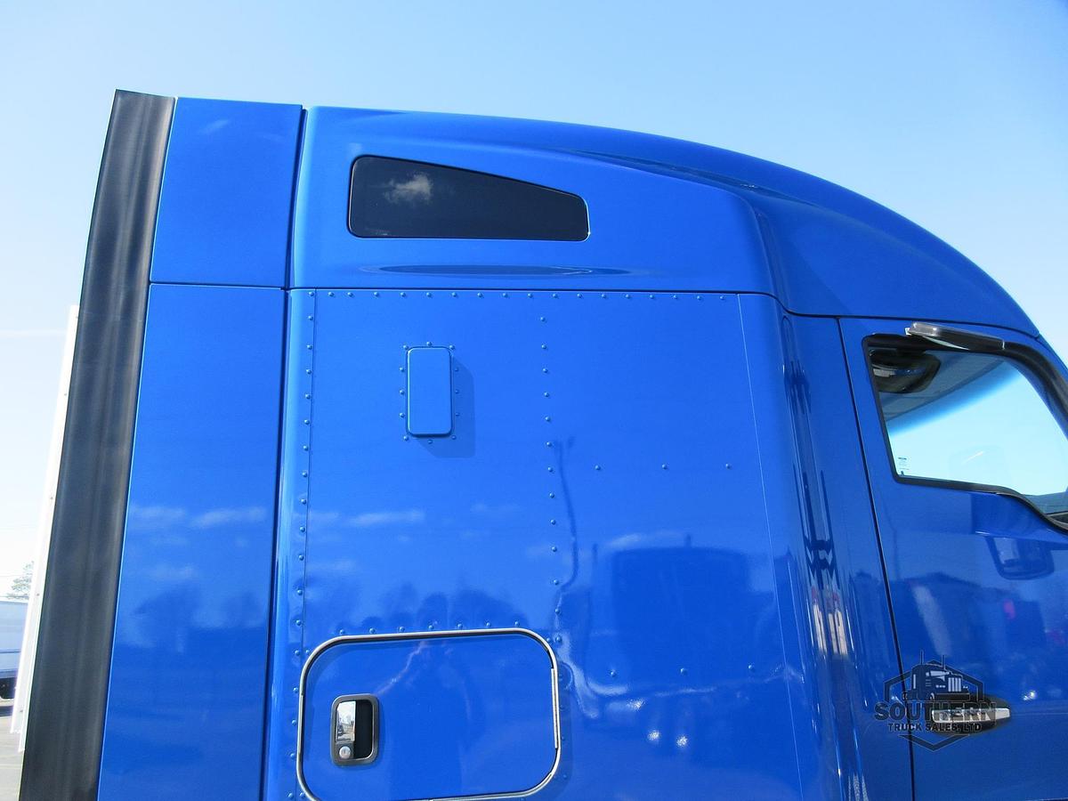 Used 2021 KENWORTH T680