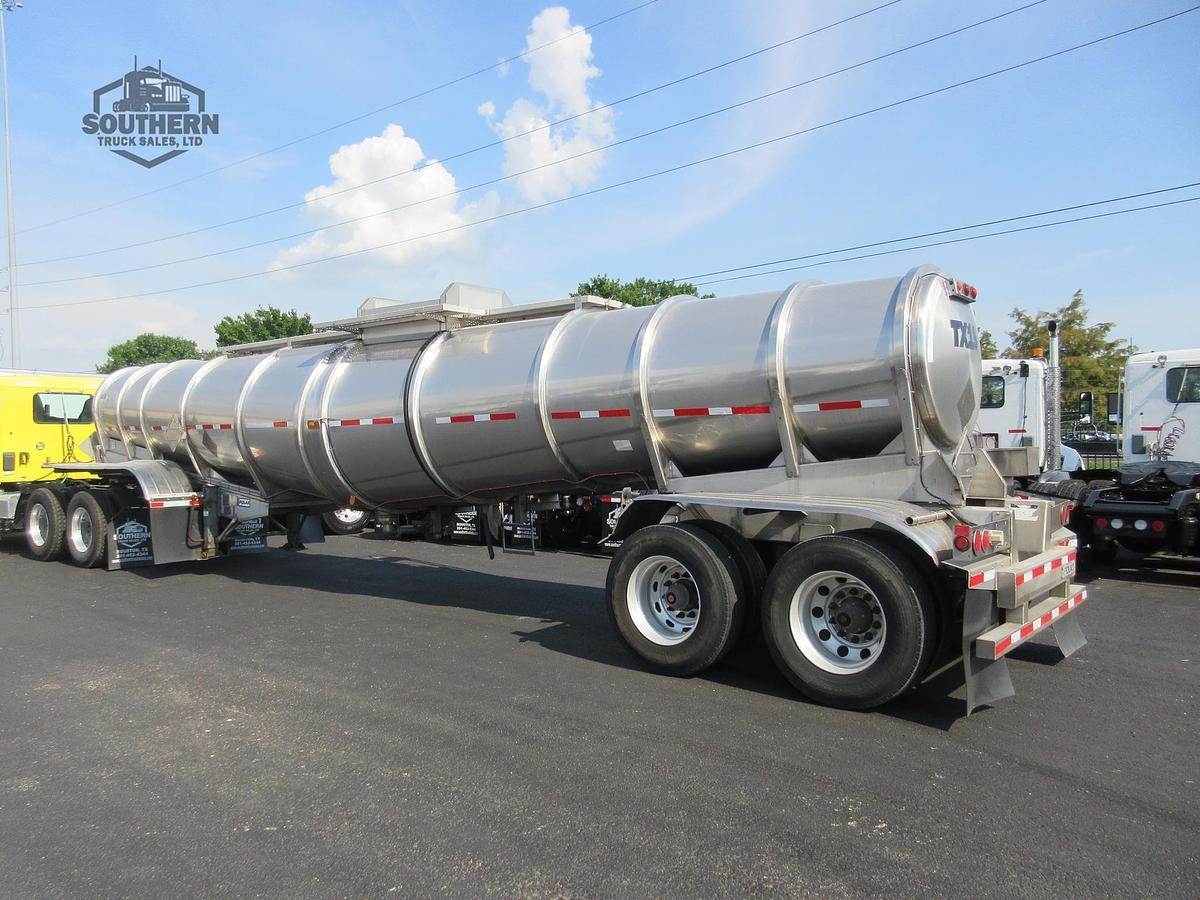 Used 2014 POLAR 42 ft