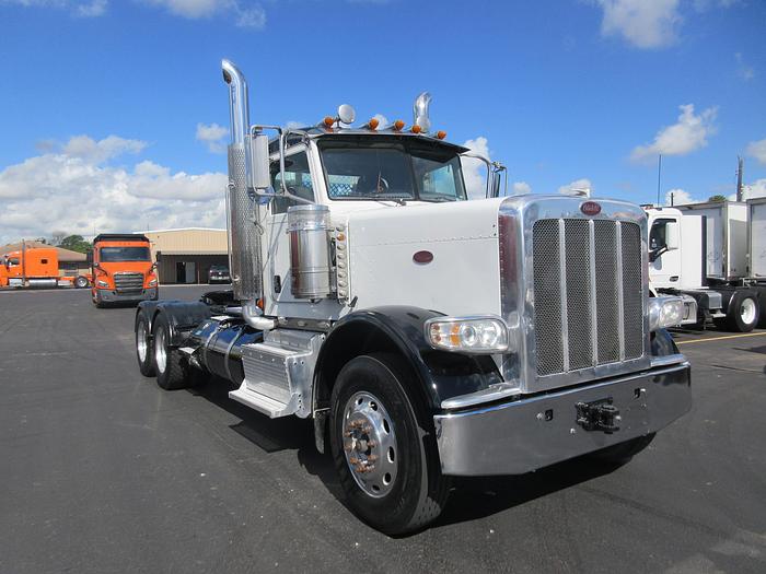 Used 2015 PETERBILT 389 - 6810